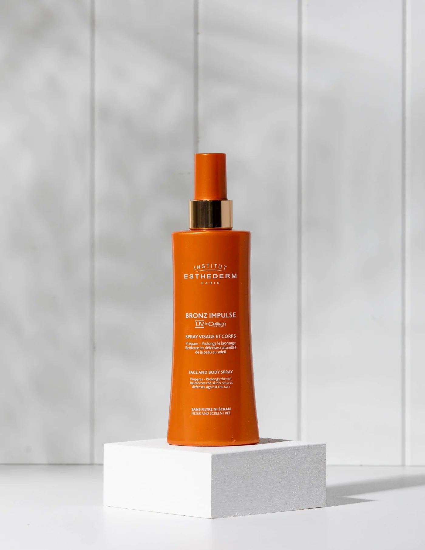 Spray Bronz Impulse visage & corps – Prépare, protège et intensifie le bronzage -  Esthederm