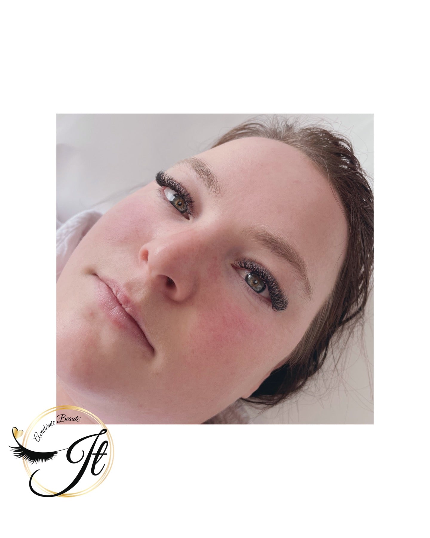 Extensions de cils Pré Fan YY - Académie Beauté JT